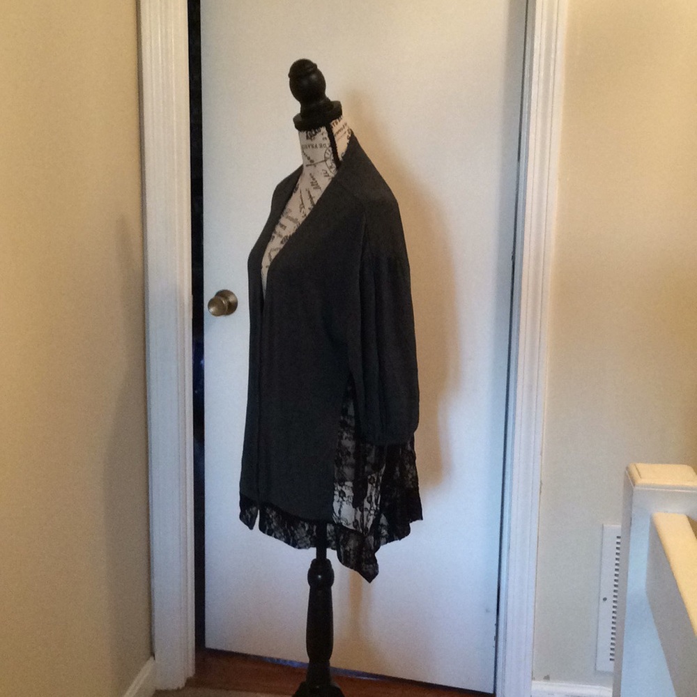 Lynn Ritchie Silver Button Down Top - Picture 2 of 6